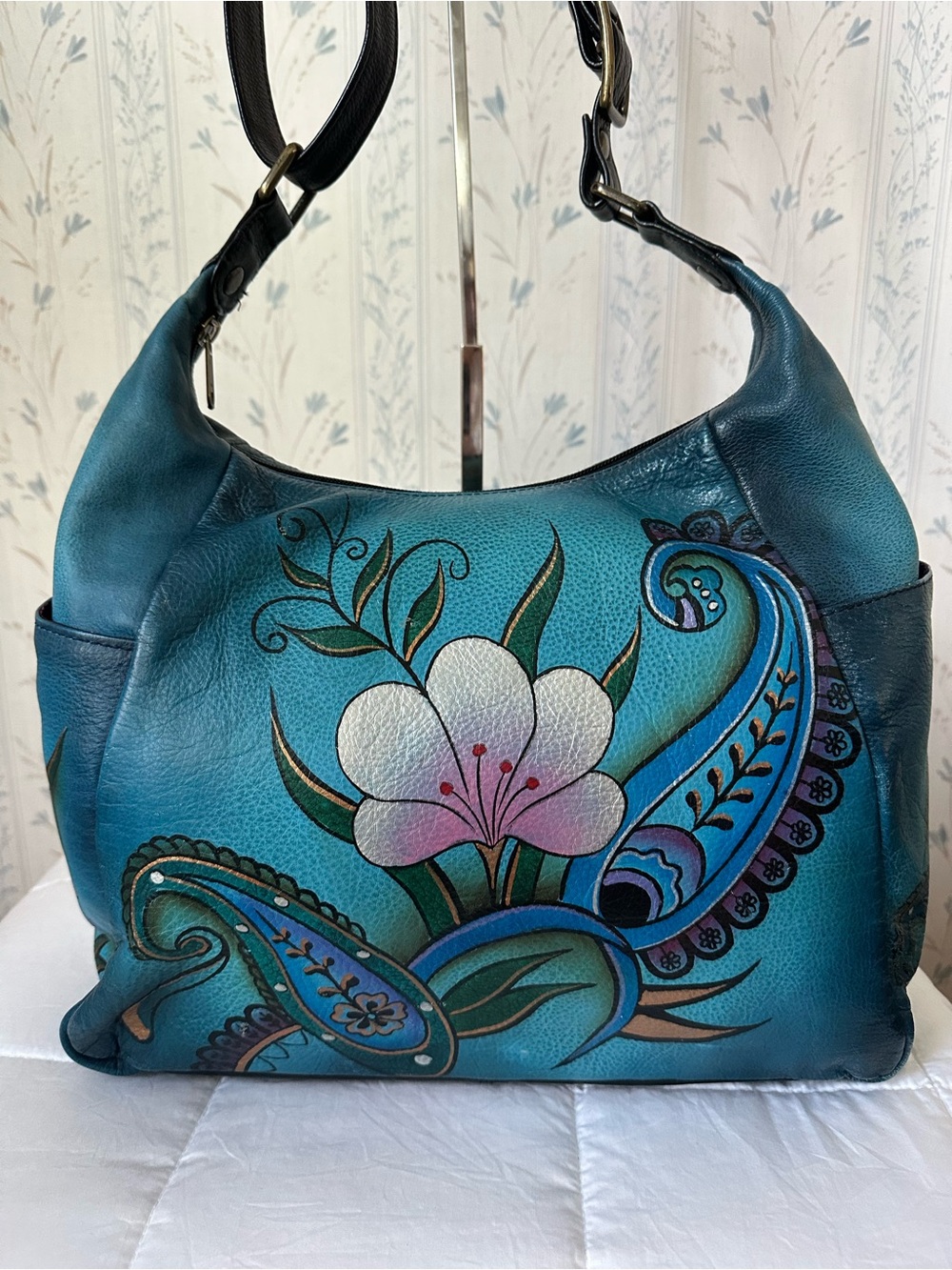 Anuschka Hand-Painted Floral Leather Shoulder Bag